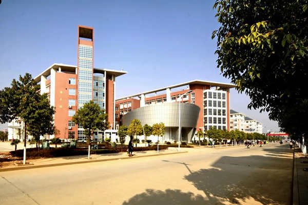 高校水電能耗浪費(fèi)嚴(yán)重，能源管理意識(shí)有待提高！(圖1)